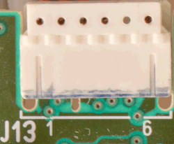 gw 24 cxi 796957 pcb j13 connector in situ even closer up.gif